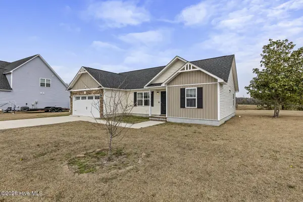 205 Arbor CT, Richlands, NC 28574
