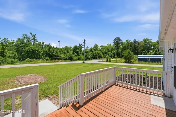 1257 Old 30 RD, Maysville, NC 28555