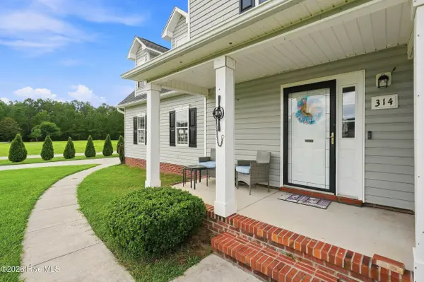 314 Trappers RD, Hubert, NC 28539