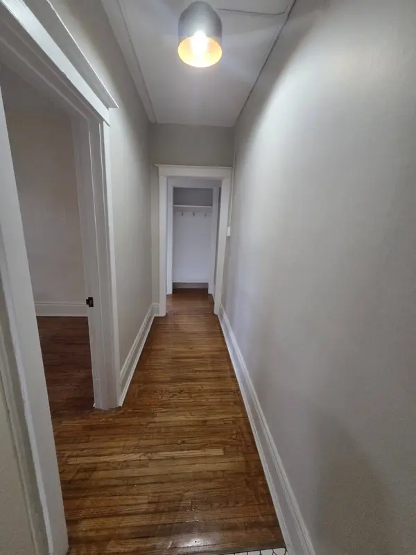 479 Aberdeen AVE #4, Hamilton, ON L8P 2S5