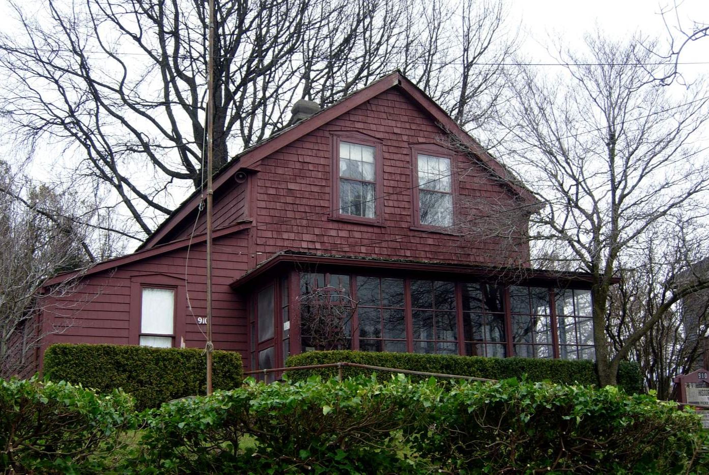 The Pickett House at 910 Bancroft Street in the Lettered Streets neighborhood of Bellingham WA, the oldest house in the city