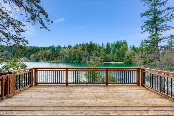 1693 Pebble Beach TRL, Bellingham, WA 98226