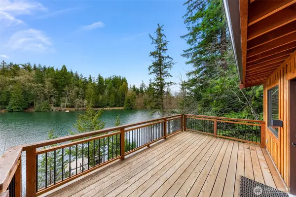 1693 Pebble Beach TRL, Bellingham, WA 98226