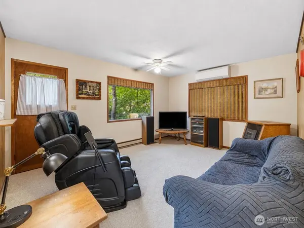 3026 Oak PL, Sedro Woolley, WA 98284