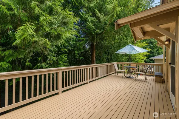 1551 E Gateway Heights LOOP, Sedro Woolley, WA 98284