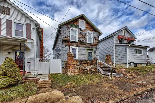 227 Avenue A, Latrobe, PA 15650