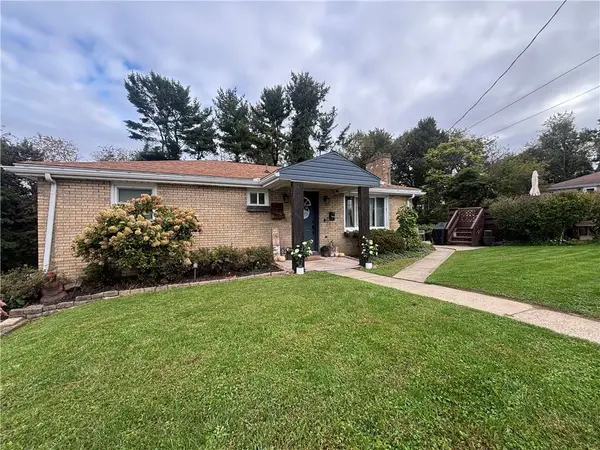 1115 Grandview Dr, Jeannette, PA 15644