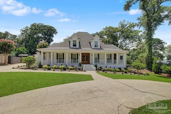 8645 Rosemont Dr, Pensacola, FL 32514
