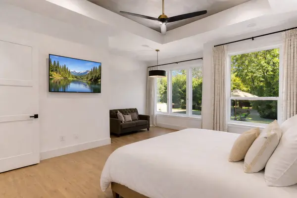 9719 Midsomer Pl, San Antonio, TX 78255-2468