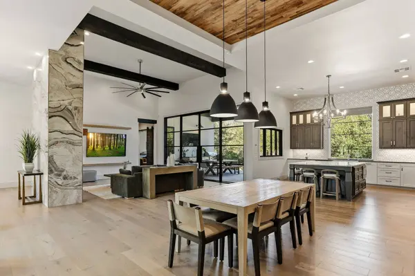 9719 Midsomer Pl, San Antonio, TX 78255-2468