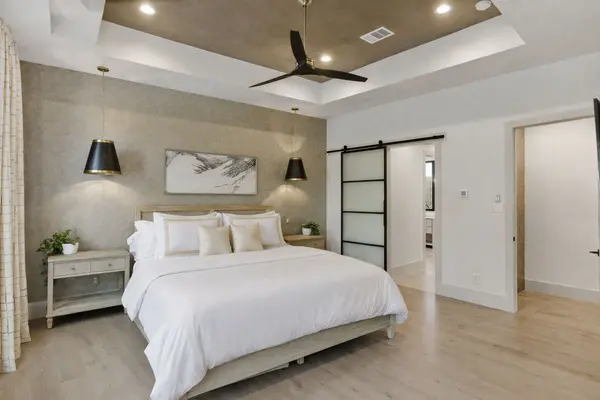 9719 Midsomer Pl, San Antonio, TX 78255-2468