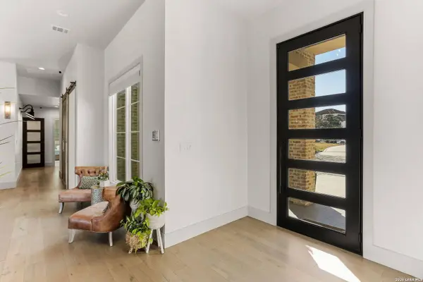 9719 Midsomer, San Antonio, TX 78255