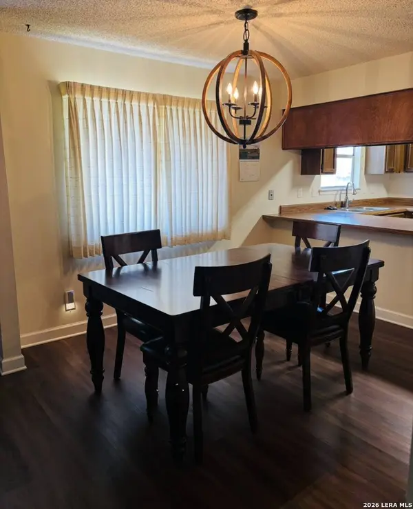 9334 VALLEY RDG, San Antonio, TX 78250