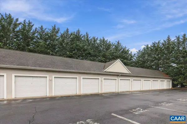 1410 COALTER ST N #306, Staunton, VA 24401