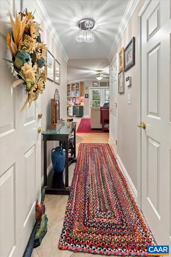 1410 COALTER ST N #306, Staunton, VA 24401