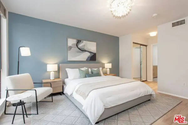 4041 Via Marisol #111, Los Angeles, CA 90042