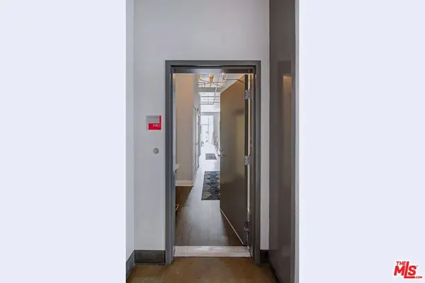 645 W 9th St #740, Los Angeles, CA 90015