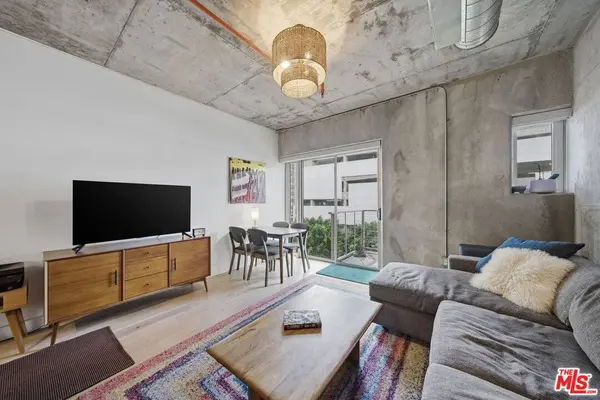 645 W 9th St #406, Los Angeles, CA 90015