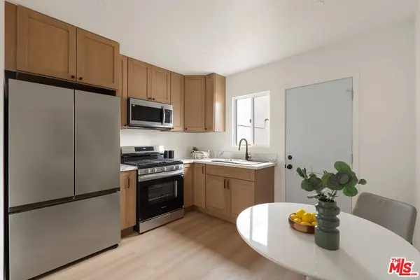 3875 Middlebury St, Los Angeles, CA 90004