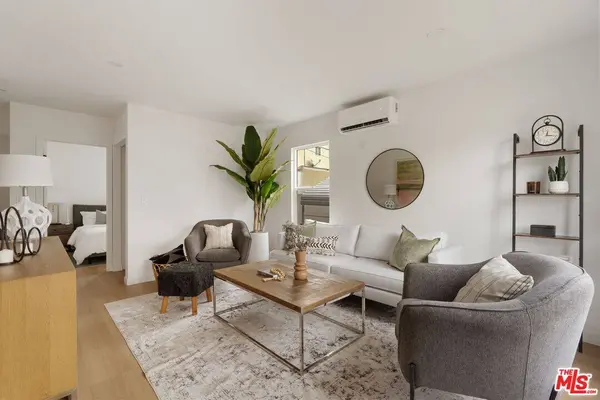 3875 Middlebury St, Los Angeles, CA 90004