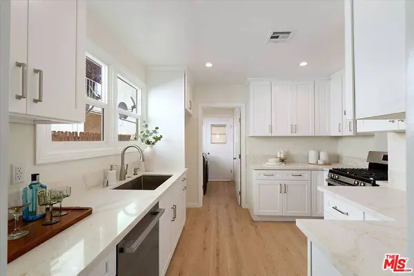 500 N Madison Ave, Los Angeles, CA 90004