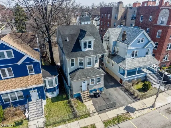 162 S Clinton St, East Orange City, NJ 07018