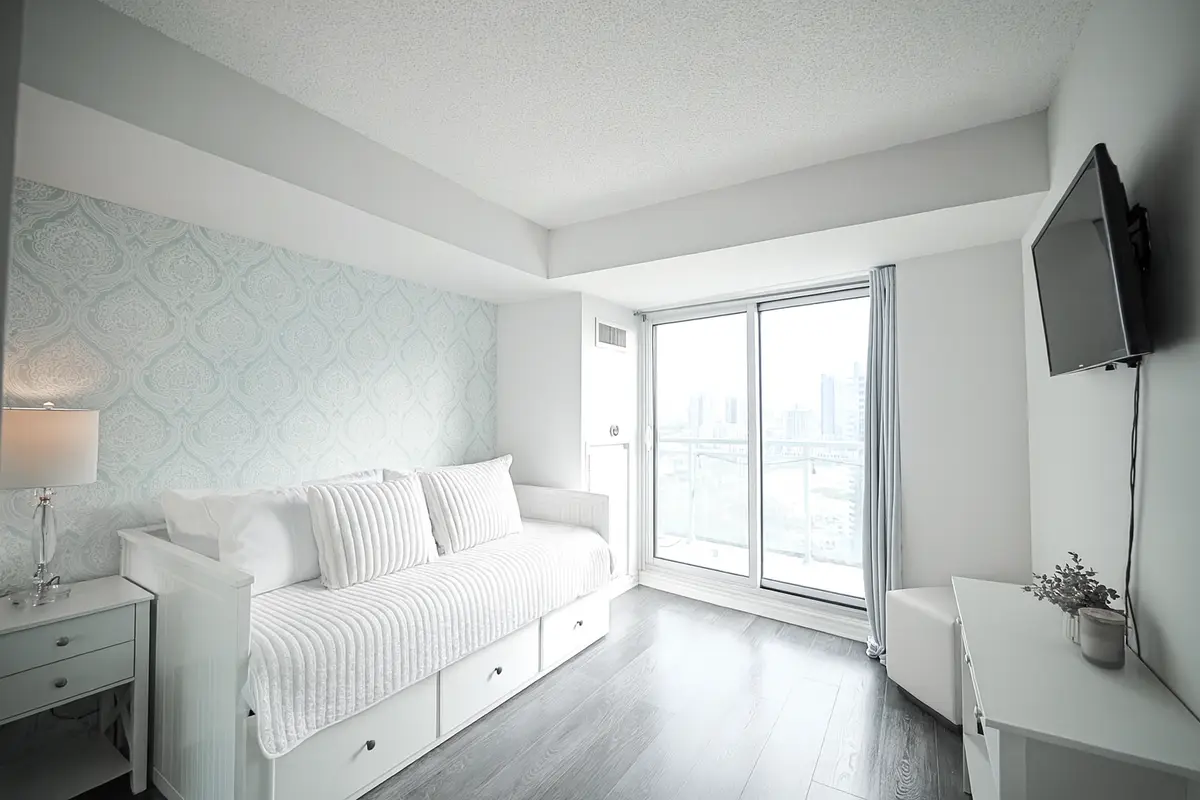 155 Legion Rd N #2304