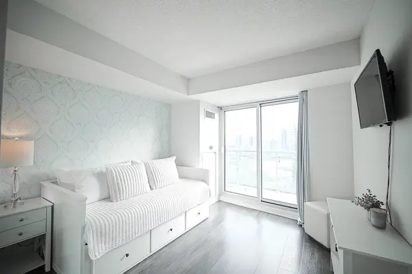 155 Legion Rd N #2304,