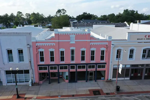 14 E Washington Street, Quincy, FL 32351