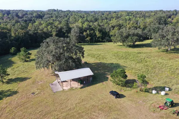 397 Winchester Lane, Quincy, FL 32351