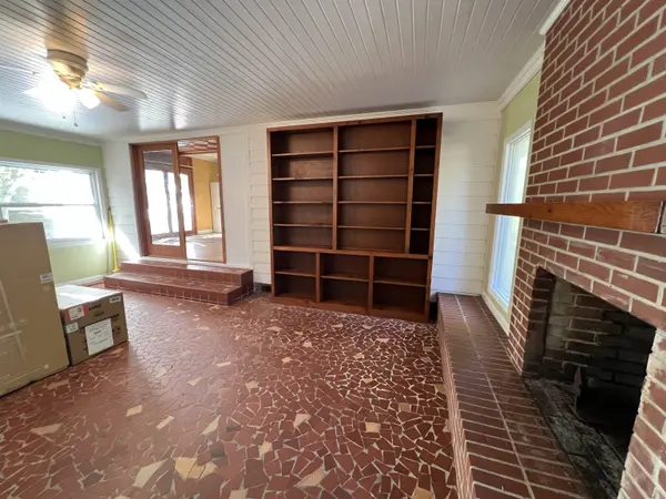 1835 W Washington Street, Quincy, FL 32351