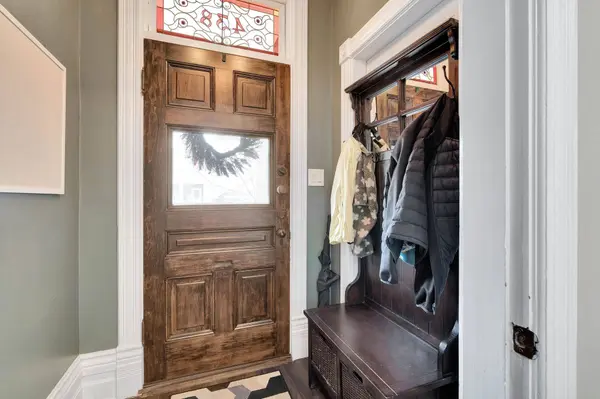 438 Ontario ST, London East, ON N5W 3W9