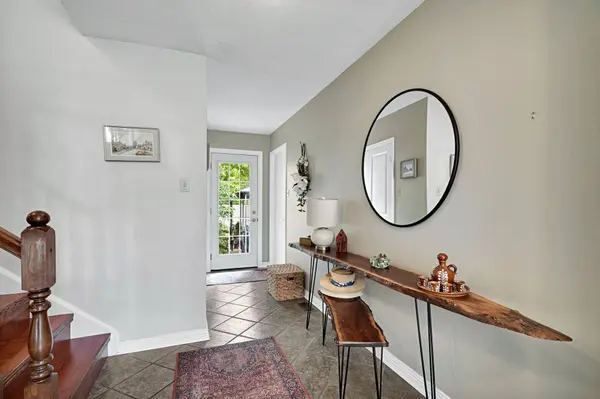 1620 Farmbrook RD, London East, ON N5W 5V9