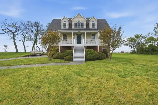 1495 Arlington Chase Rd, Cape Charles, VA 23310