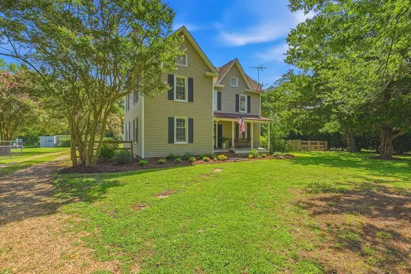 21097 North Bayside Road, Cape Charles, VA 23310
