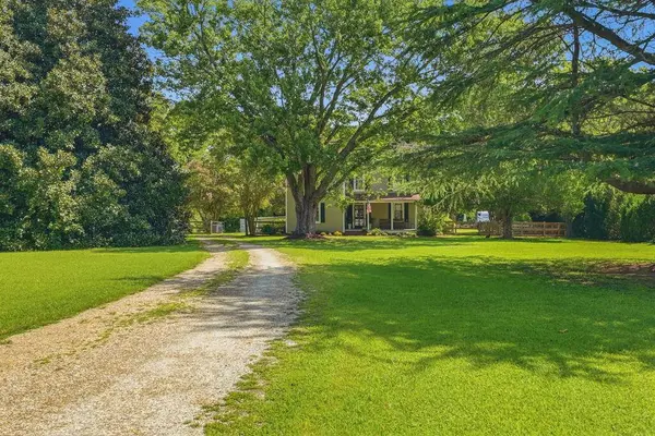 21097 North Bayside Road, Cape Charles, VA 23310