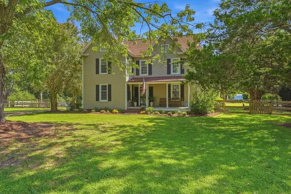 21097 North Bayside Road, Cape Charles, VA 23310