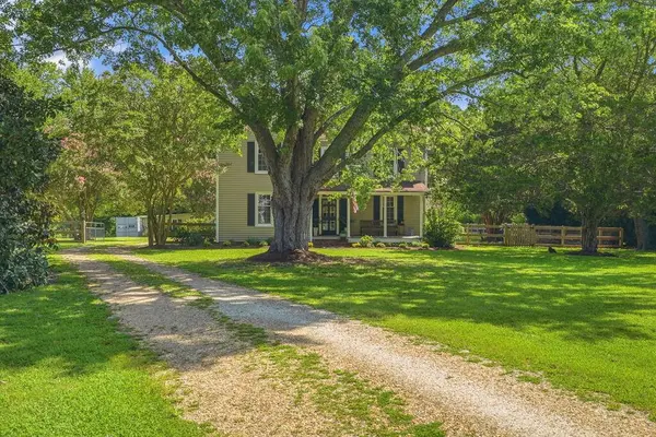 21097 North Bayside Road, Cape Charles, VA 23310