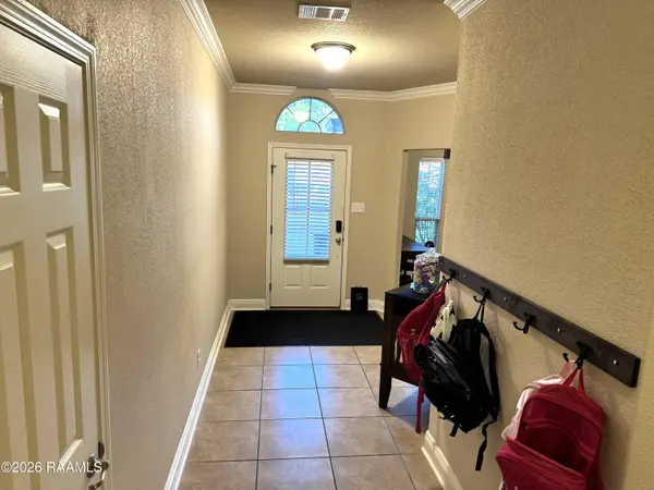 206 Arsenal DR, Carencro, LA 70520