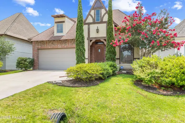 126 Heathwood DR, Broussard, LA 70518