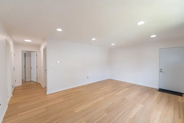 37 Spencer Pl #2, Garfield, NJ 07026-1915