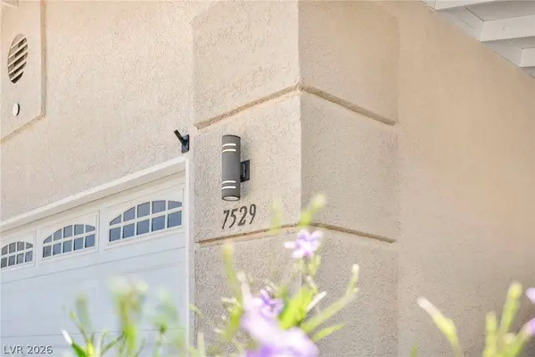 7529 W Gilmore AVE, Las Vegas, NV 89129