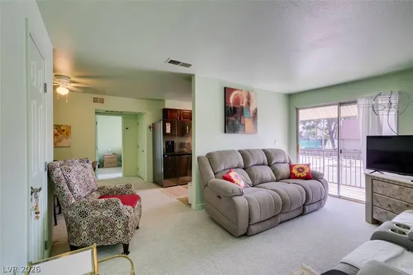 5060 Indian River DR #372, Las Vegas, NV 89103