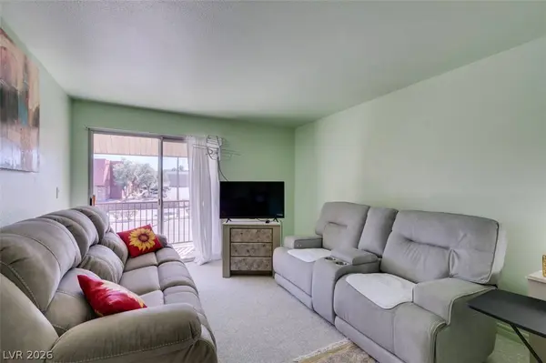 5060 Indian River DR #372, Las Vegas, NV 89103