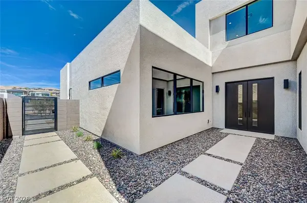 124 Still Shores ST, Henderson, NV 89011