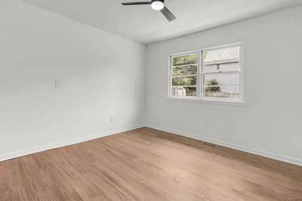 1602 Rifle Range Rd, Mount Pleasant, SC 29464