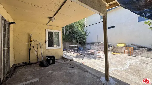 1065 N Gage Ave, Los Angeles, CA 90063