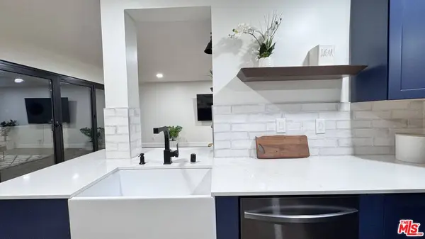 1010 Hammond St #306, West Hollywood, CA 90069