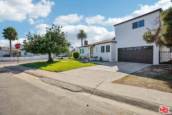 8855 Lilienthal Ave, Los Angeles, CA 90045