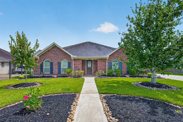 6710 Travis ST, Manvel, TX 77578